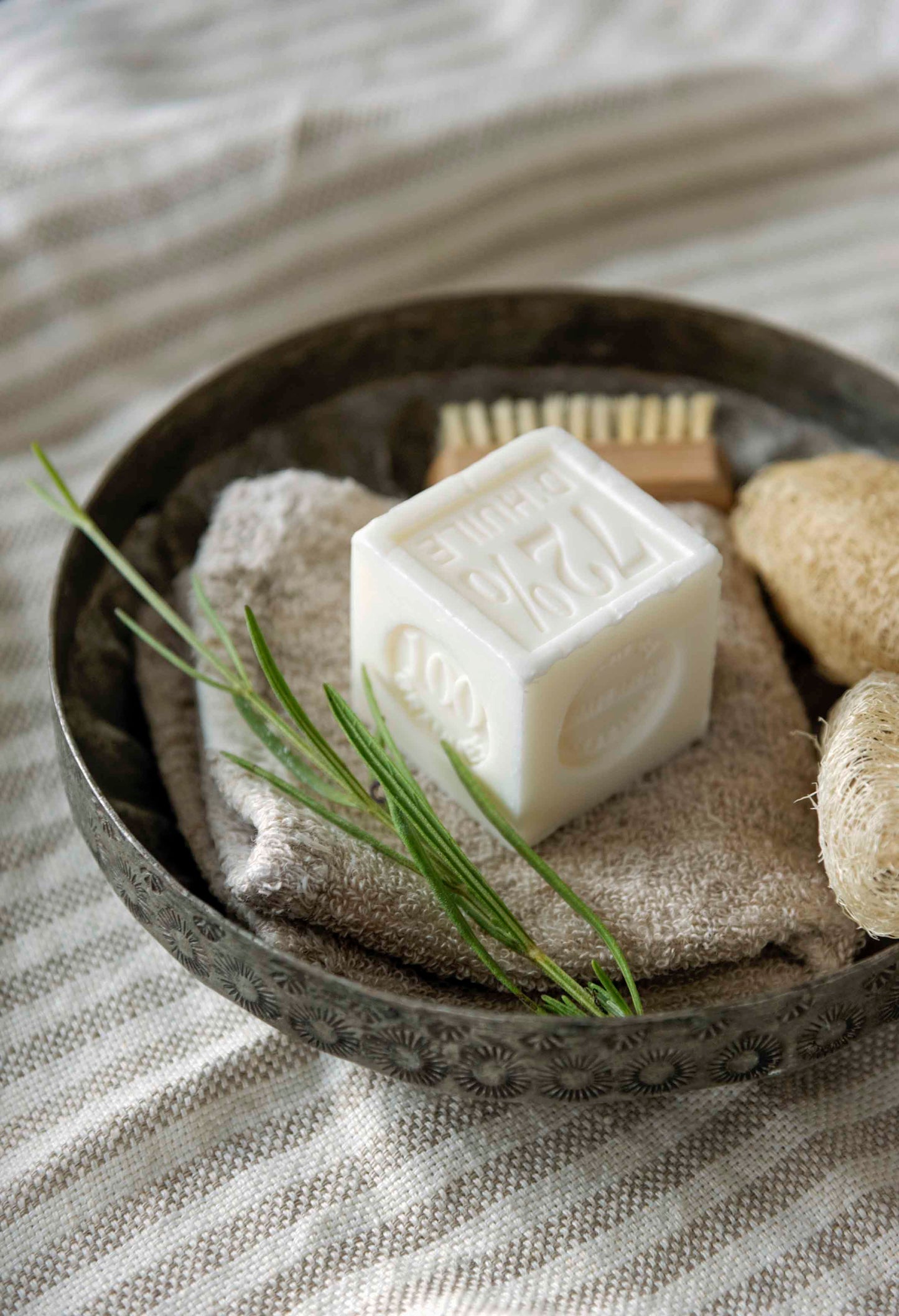 Savon de Marseille in Almond